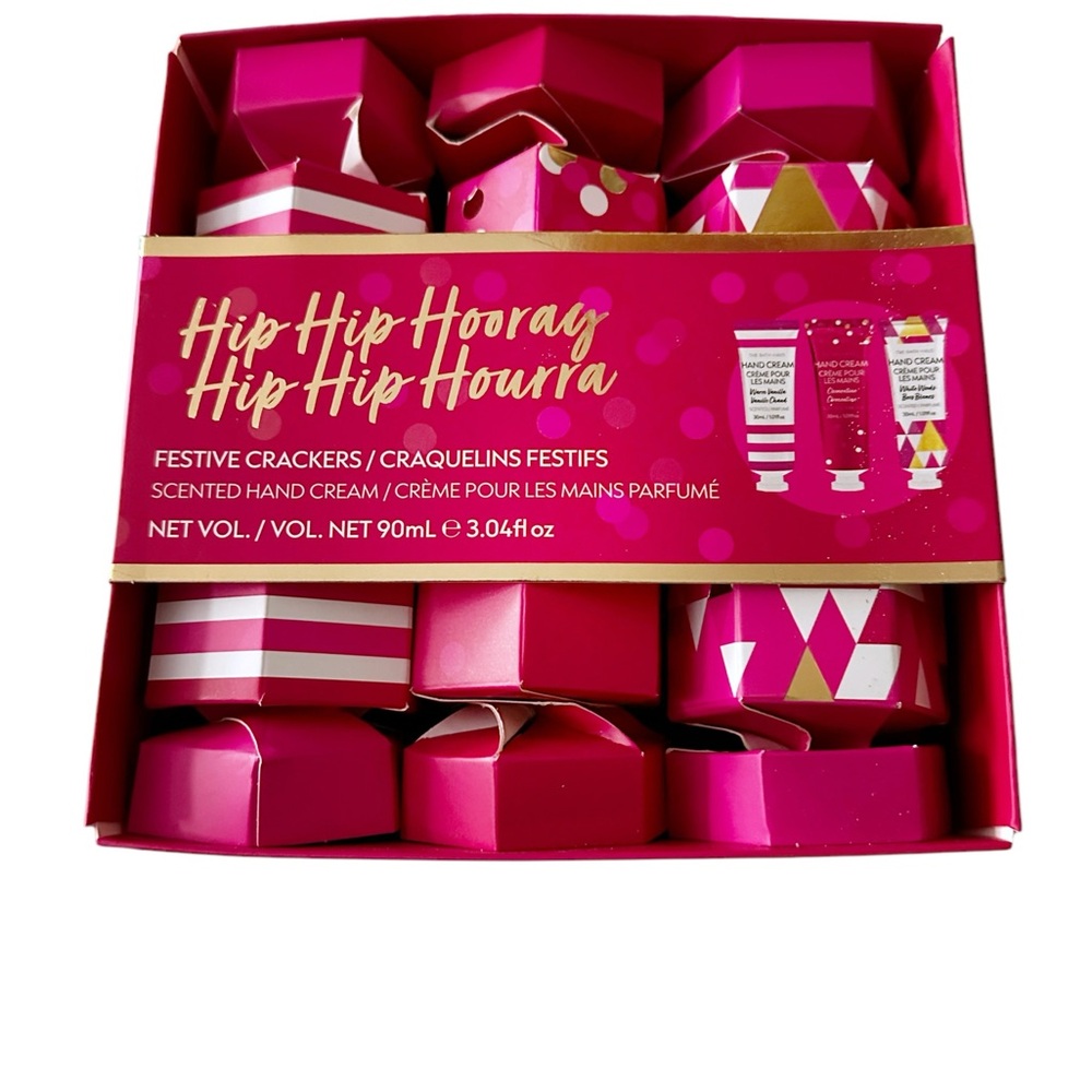 NWT The Bath Haus - Scented Hand cream festive Crackers